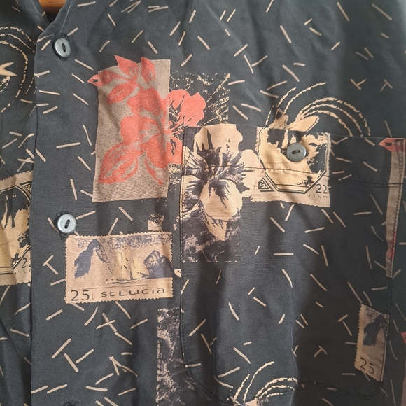 Silk Hawaiian style shirt - Picture 4 of 4